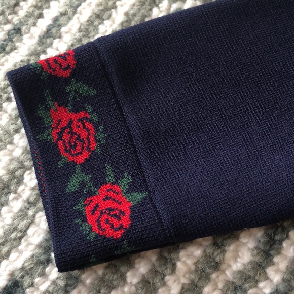 Club Monaco rose detailed top - Picture 3 of 12